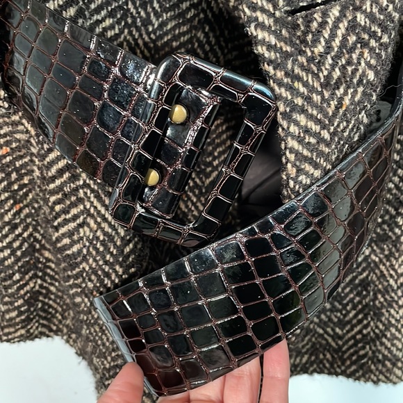Zara Herringbone wool Jacket with faux snake skin belt and styled lapels. Small - Picture 7 of 9